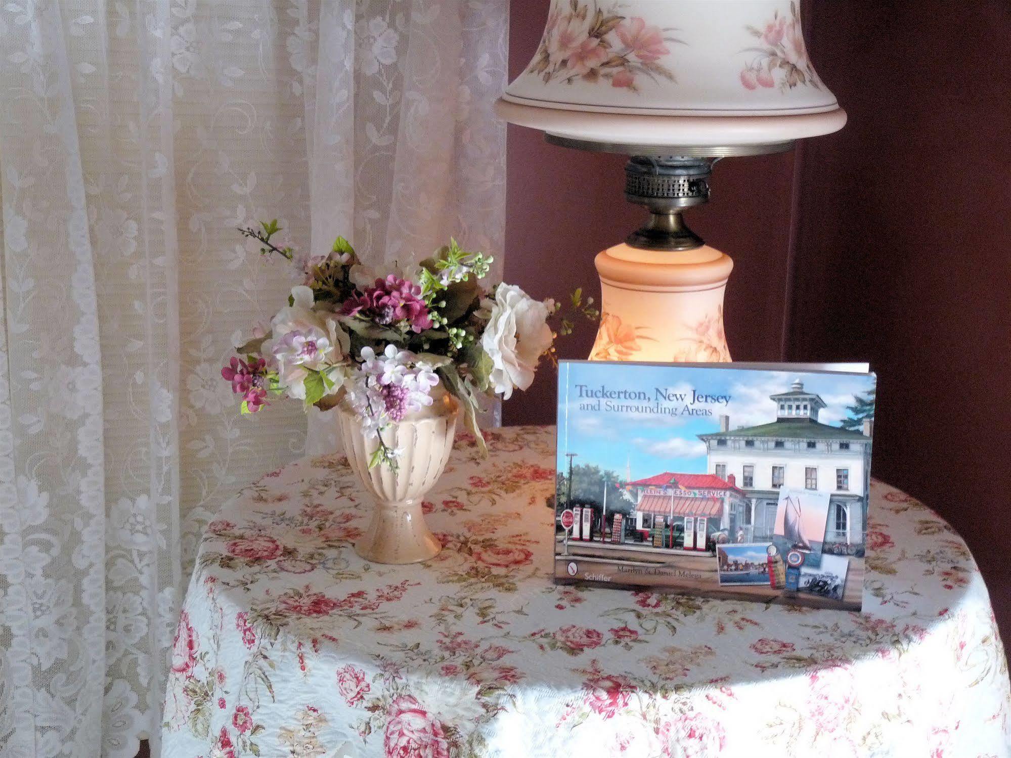J. D. Thompson Inn Bed And Breakfast Tuckerton ภายนอก รูปภาพ